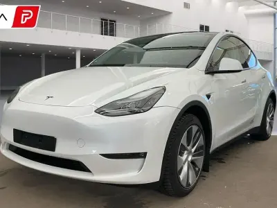 Gebraucht Tesla Model Y 258 kW (351 PS) 2023 Weiß SUV