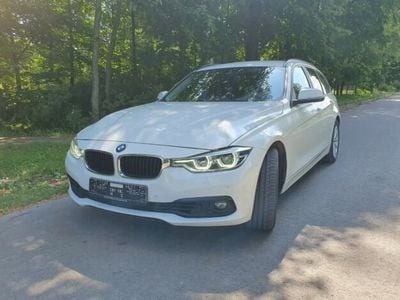 Gebraucht BMW 325 Advantage 224 PS (164 kW) 2016 Weiß Kombi