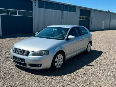 Gebraucht Audi A3 102 PS (75 kW) 2003 Silber Kleinwagen