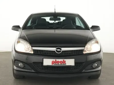 Second-hand Opel Astra Cabriolet 150 CP (110 kW) 2009 Negru Cabrio
