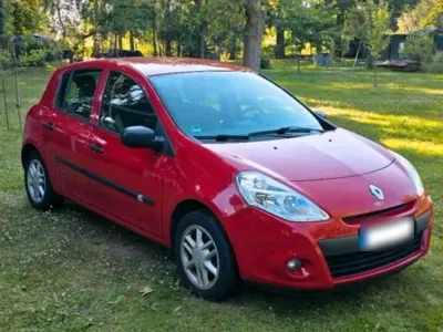 Gebraucht Renault Clio 75 PS (55 kW) 2010 Rot Kleinwagen