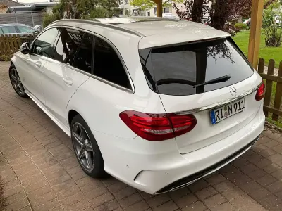Gebraucht Mercedes C400 AMG 333 PS (244 kW) 2018 Weiß Kombi