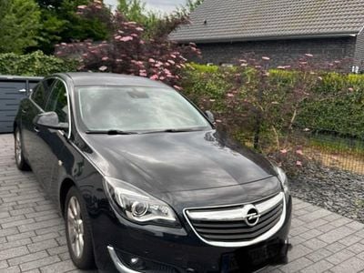 Schwarz Gebraucht 2016 Opel Insignia Limousine | 9.999 € (Fairer Preis)