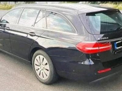 Mercedes E220
