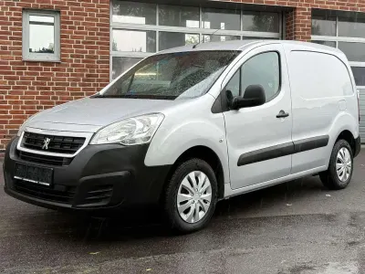 Occasion Peugeot Partner 99 PK (72 kW) 2016 Grijs MPV