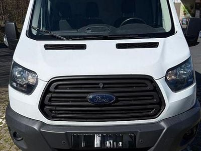 Second-hand Ford Transit 105 CP (77 kW) 2018 Alb Monovolum