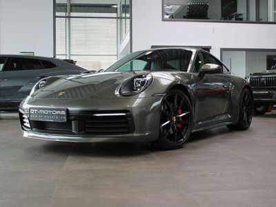 Porsche 911 Carrera
