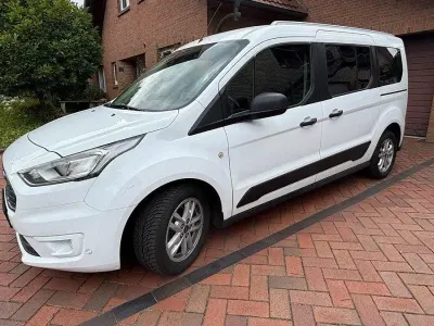 Gebraucht Ford Grand Tourneo Connect Trend 120 PS (88 kW) 2018 Weiß Van / Kleinbus