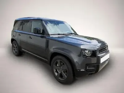 Neu Land Rover Defender SE Dynamic 300 PS (220 kW) 2025 Manufacturer SUV