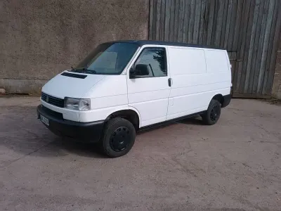 Gebraucht VW T4 88 PS (64 kW) 2001 Weiß Van