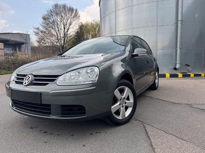 Usata VW Golf V Trendline 75 CV (55 kW) 2005 Verde Utilitaria