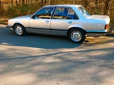 Gebraucht Opel Commodore S 115 PS (84 kW) 1982 Silber Limousine