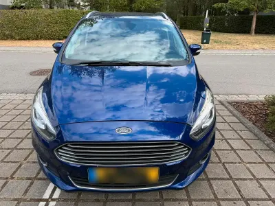 Gebraucht Ford S-MAX S 158 PS (116 kW) 2017 Blau Van / Kleinbus