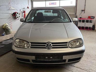 Gebraucht VW Golf IV 101 PS (74 kW) 2002 Silber Limousine