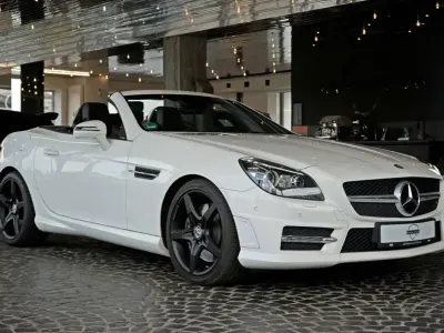 Gebraucht Mercedes SLK200 AMG line 184 PS (135 kW) 2015 Weiß Cabrio