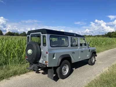 Gebraucht Land Rover Defender 122 PS (89 kW) 2007 Silber Kombi