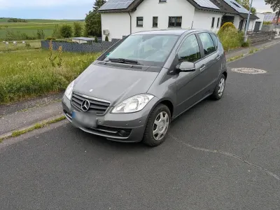 Gebraucht Mercedes A160 95 PS (69 kW) 2009 Grau Kleinwagen