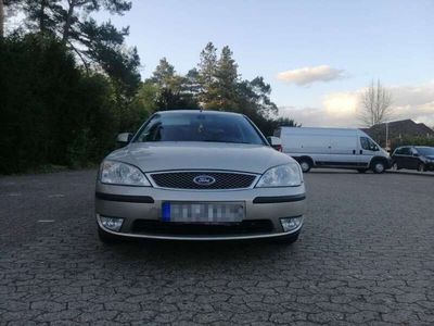 gebraucht Ford Mondeo 1.8 Ghia X