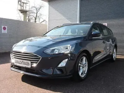 Używany Ford Focus Cool & Connect 120 KM (88 kW) 2020 Niebieski Kombi