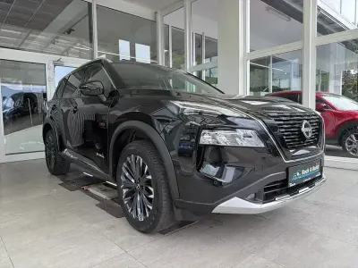 Gebraucht Nissan X-Trail Tekna 213 PS (156 kW) 2024 Black pearl (m) (metallic) SUV