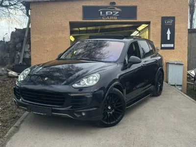 Gebraucht Porsche Cayenne 300 PS (220 kW) 2015 Schwarz SUV