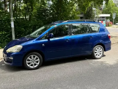 Gebraucht Toyota Avensis Verso Executive 150 PS (110 kW) 2005 Blau Van / Kleinbus
