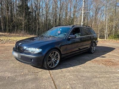 Gebraucht BMW 320 170 PS (125 kW) 2002 Blau Kombi