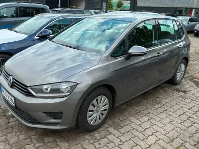 Gebraucht VW Golf VII Trendline 110 PS (80 kW) 2014 Grau Limousine