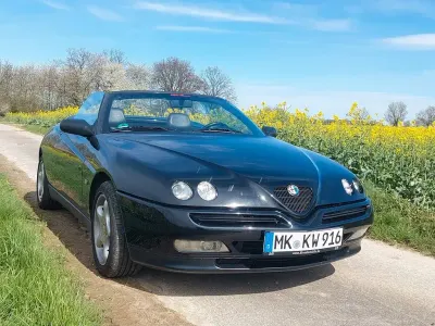 Gebraucht Alfa Romeo Spider Lusso 155 PS (114 kW) 1997 Schwarz Cabrio