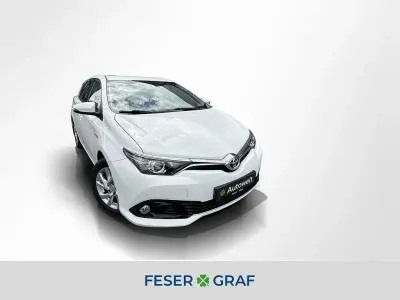 Gebraucht Toyota Auris Hybrid Edition-S 136 PS (100 kW) 2016 Weiß Limousine