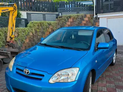 Gebraucht Toyota Corolla 90 PS (66 kW) 2006 Blau Kleinwagen