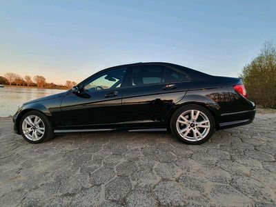 Usata Mercedes 350 265 CV (194 kW) 2011 Nero Berlina