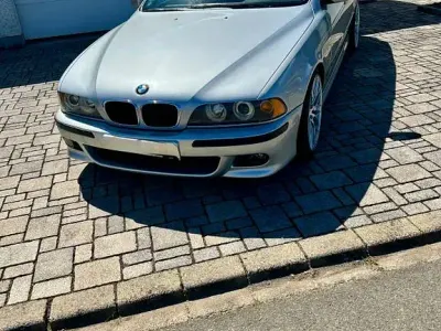 Gebraucht BMW 525 Performance 192 PS (141 kW) 2001 Silber Limousine