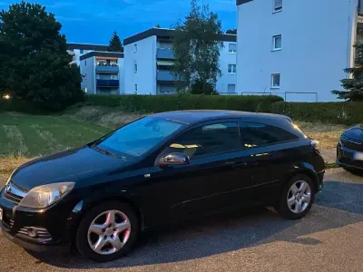 Gebraucht Opel Astra GTC Cosmo 105 PS (77 kW) 2006 Blau Limousine