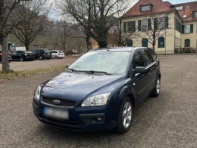 Second-hand Ford Focus 105 CP (77 kW) 2006 Albastru Break