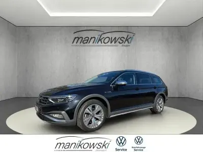 Gebraucht VW Passat Alltrack Sound 200 PS (147 kW) 2021 Deep black perleffekt Kombi
