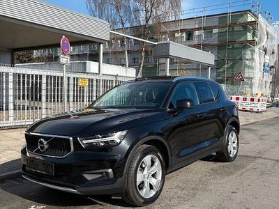 Gebraucht Volvo XC40 Momentum 150 PS (110 kW) 2019 Schwarz SUV