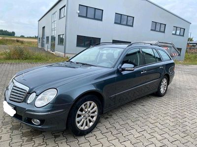 Mercedes E220