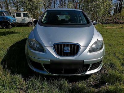 Second-hand Seat Toledo 101 CP (74 kW) 2005 Argintiu Hatchback