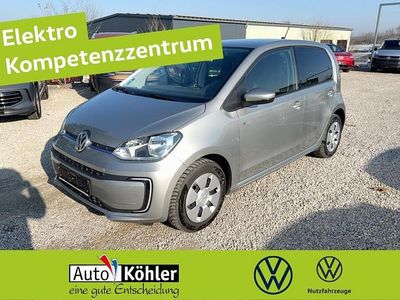 Silber Gebraucht 2017 VW e-up! Kleinwagen | 7.400 € (Guter Preis)