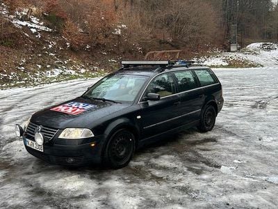 Schwarz Gebraucht 2002 VW Passat Kombi | 1.700 € (Fairer Preis)