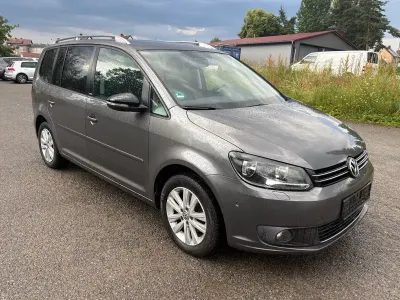 Gebraucht VW Touran Style 105 PS (77 kW) 2012 Grau Van / Kleinbus