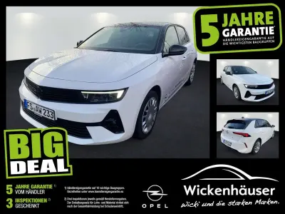 Gebraucht Opel Astra Ultimate 131 PS (96 kW) 2024 Lack weiss banquise/typ aussenverkleidung spiegel flach standard Limousine