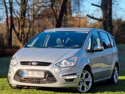 Gebraucht Ford S-MAX S 163 PS (119 kW) 2010 Silber Van / Kleinbus