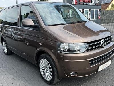 Käytetty VW T5 Team 179 HP (131 kW) 2011 Ruskea Van