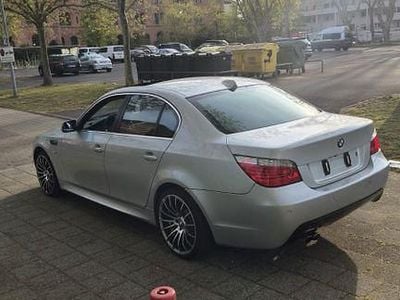 Second-hand BMW 525 218 CP (160 kW) 2007 Argintiu Berlinǎ