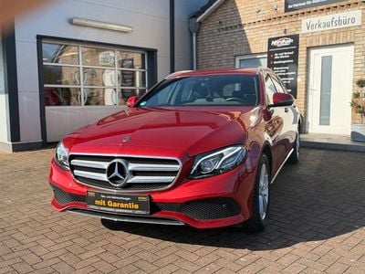 Gebraucht Mercedes E220 194 PS (142 kW) 2017 Rot Kombi