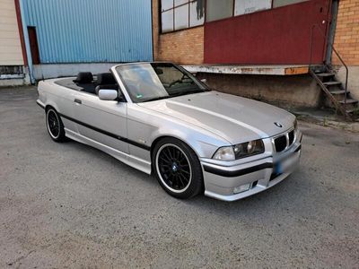 BMW 320 Cabriolet