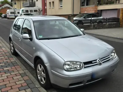 Gebraucht VW Golf IV 101 PS (74 kW) 2003 Silber Kleinwagen