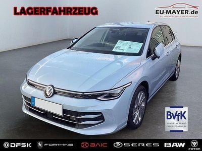 Neu VW Golf VIII Style 116 PS (85 kW) 2026 Crystal ice blau metallic/blau Limousine